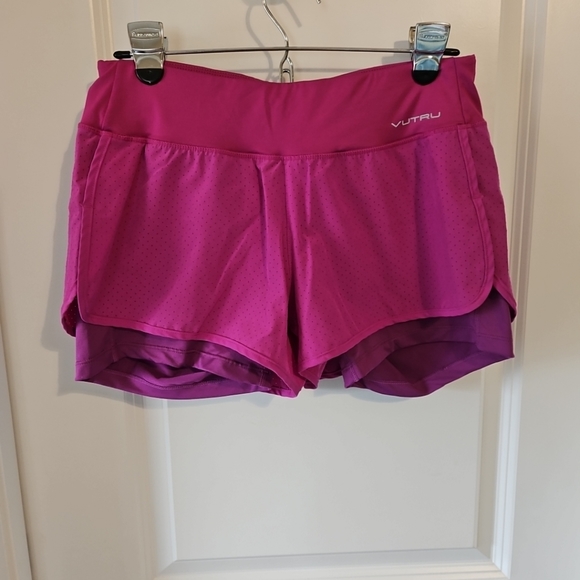 VUTRU Women's 2 in 1 Running Shorts Quick Dry Workout Athletic Shorts Pink - Picture 1 of 8